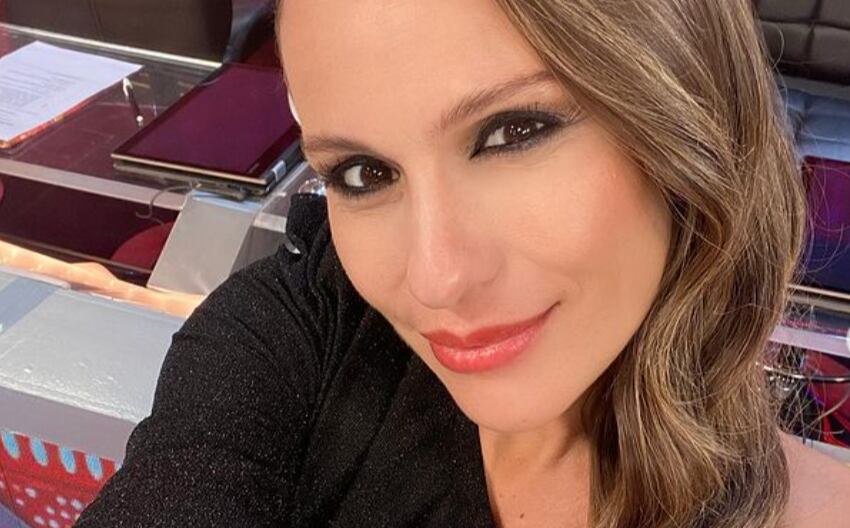 Pampita impactó bailando el caño a pocos días de dar a luz