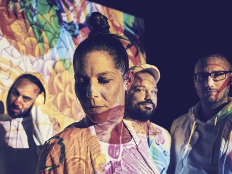En MundoVivo escuchaste a HolddalaNap Zenekar, Golosa La Orquesta, Äl Jawala y muchos más