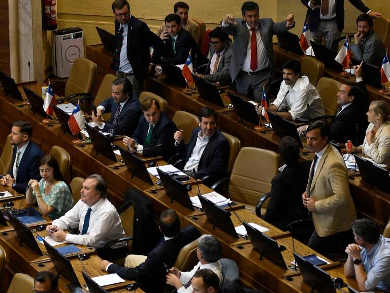 «Alcaldes oficialistas y cercanos»: diputados UDI critican primera etapa del Plan Calles sin Violencia