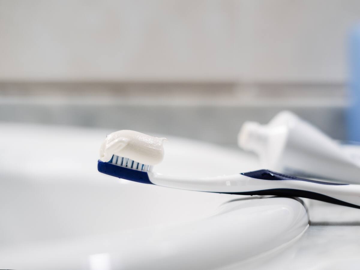 Alerta por pastas de dientes contaminadas: Estudio revela que estas marcas tienen niveles peligrosos de metales