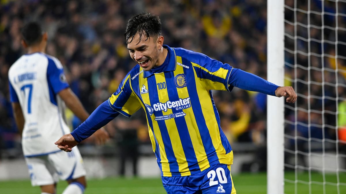 Vicente Pizarro anota su primer gol a nivel internacional por Rosario Central