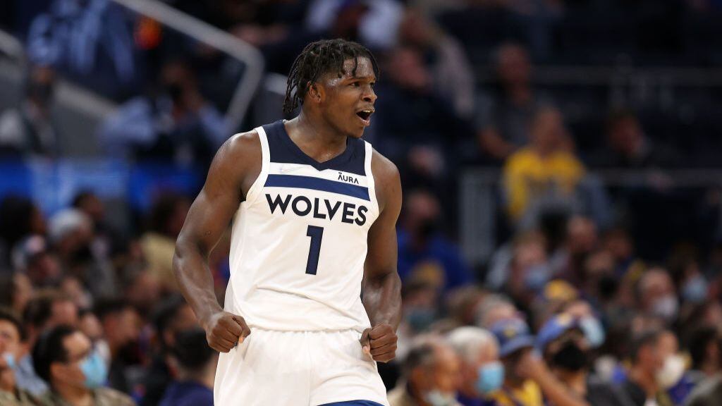 NBA multa Anthony Edwards - comentarios homofóbicos
