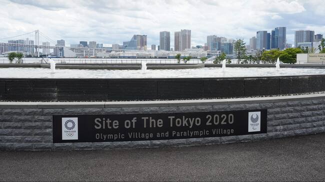 CHUO, TOKYO, JAPAN - 2021/06/20: A fountain showing the location of the site of Tokyo 2020 Olympic and Paralympic is installed inside the Village.The postponed Tokyo 2020 Olympic Games, officially known as the Games of the XXXII Olympiad will be held from 23 July to 8 August 2021 in Tokyo. Japanese authorities have taken extensive sanitary measures to contain the spread of Covid 19 during the games. (Photo by Jinhee Lee/SOPA Images/LightRocket via Getty Images)