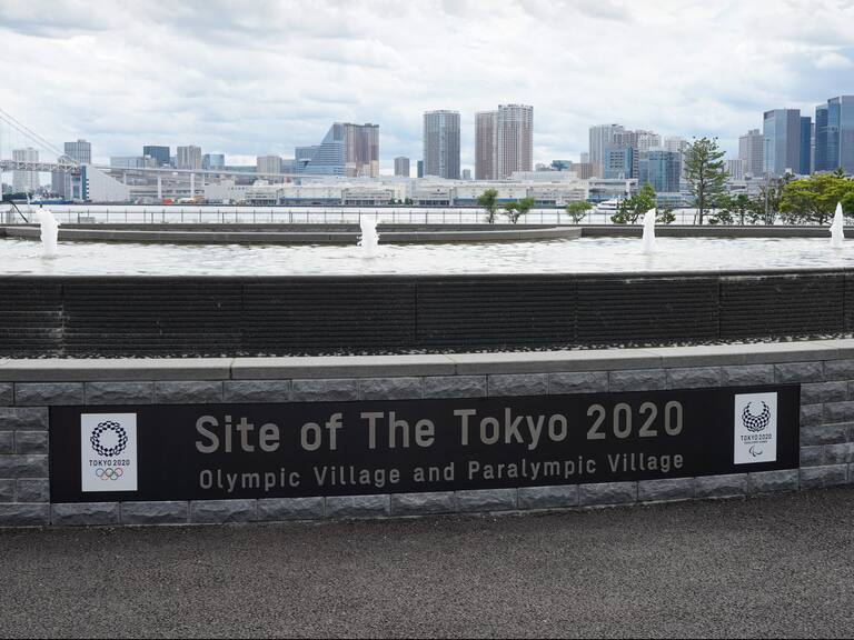 CHUO, TOKYO, JAPAN - 2021/06/20: A fountain showing the location of the site of Tokyo 2020 Olympic and Paralympic is installed inside the Village.The postponed Tokyo 2020 Olympic Games, officially known as the Games of the XXXII Olympiad will be held from 23 July to 8 August 2021 in Tokyo. Japanese authorities have taken extensive sanitary measures to contain the spread of Covid 19 during the games. (Photo by Jinhee Lee/SOPA Images/LightRocket via Getty Images)