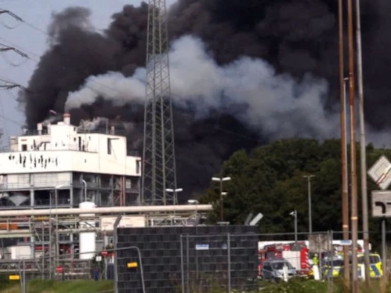 Explosión en Alemania dentro de una planta química.