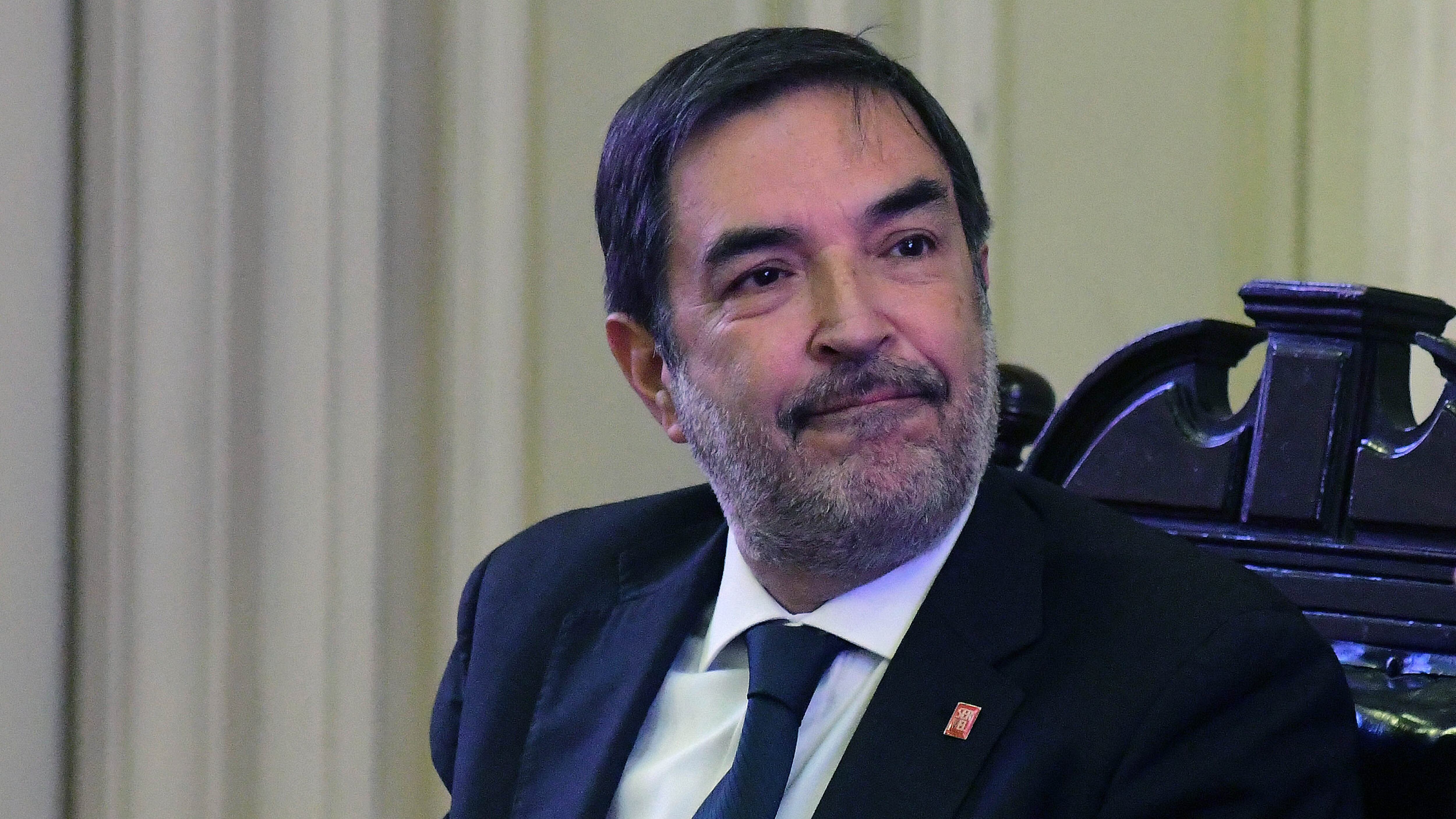 20 de agosto de 2018/SANTIAGOEl presidente Consejo Directivo del Servicio Electoral (Servel), la ministra de la Mujer y la Equidad de Género, y la representante residente adjunta del Programa de las Naciones Unidas para el Desarrollo (PNUD), suscriben el Convenio de Colaboración Interinstitucional para Impulsar y Fortalecer la Participación de Mujeres en Política. Patricio Santamaria, presidente del Servel.
FOTO: SEBASTIAN BELTRAN GAETE/AGENCIAUNO