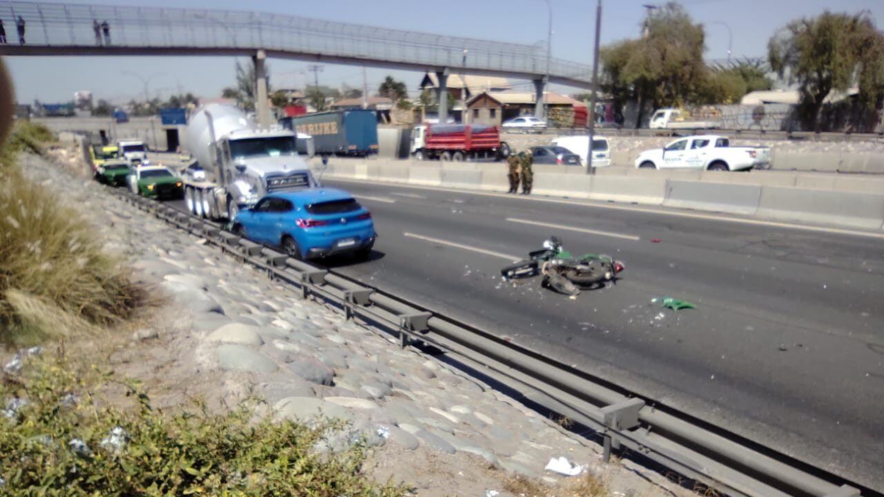 dos carabineros heridos tras persecución policial