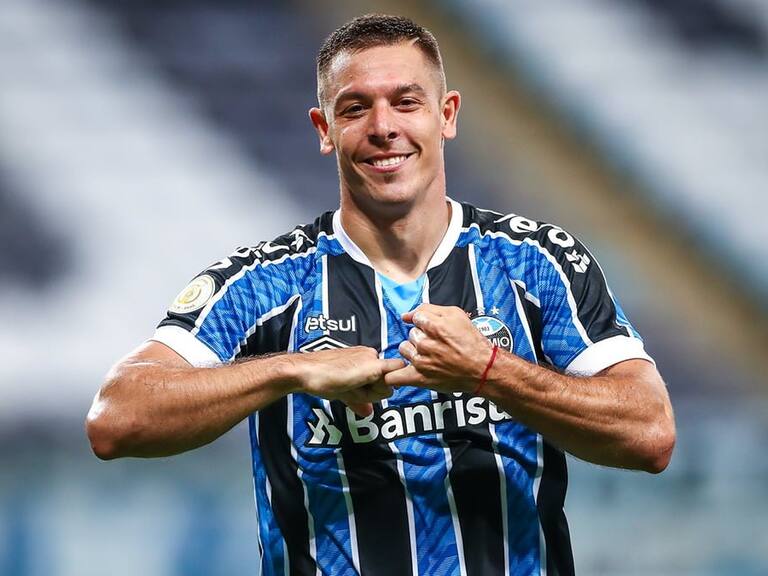 Como en Unión Española: El golazo de Diego Churín tras la brillante asistencia de César Pinares en Gremio