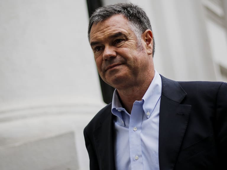 CDE se hará parte de la causa contra senador Ossandón por tráfico de influencias