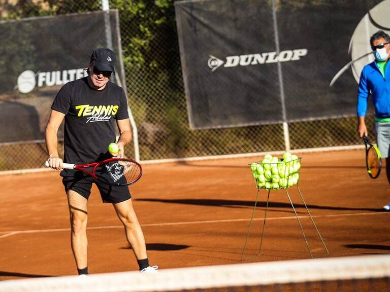 Clínicas deportivas para jóvenes vulnerables: el rol social de Massú