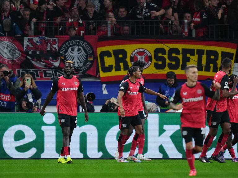 Bayer Leverkusen suma su primera victoria en casa y complica al AC Milan en la Champions League