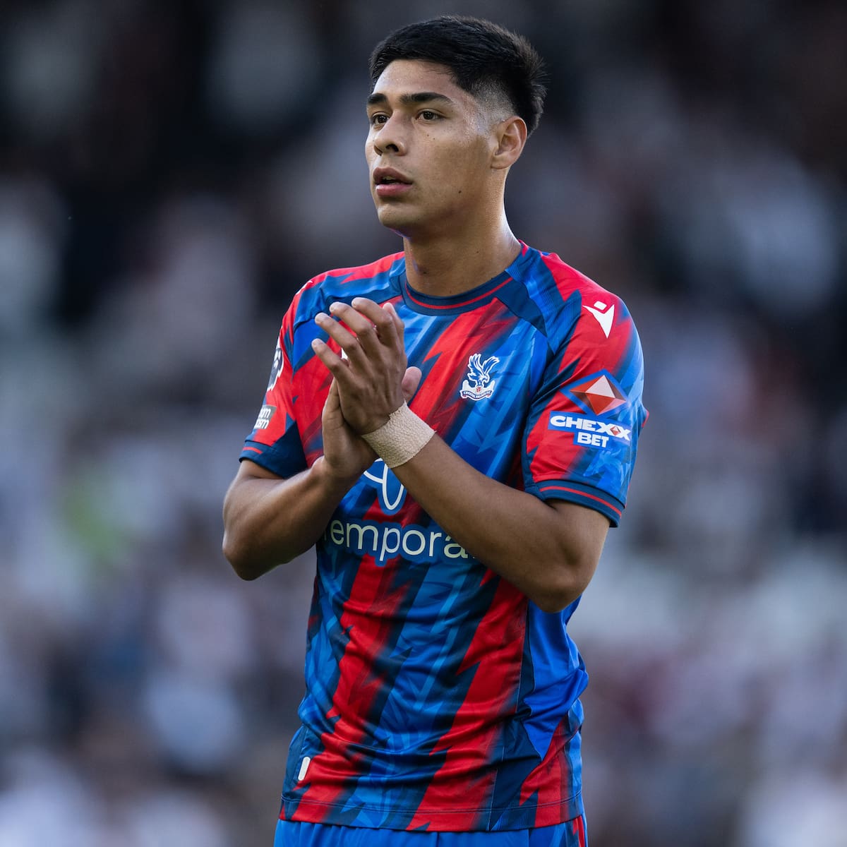 Continúa el irregular arranque de Darío Osorio en el Crystal Palace