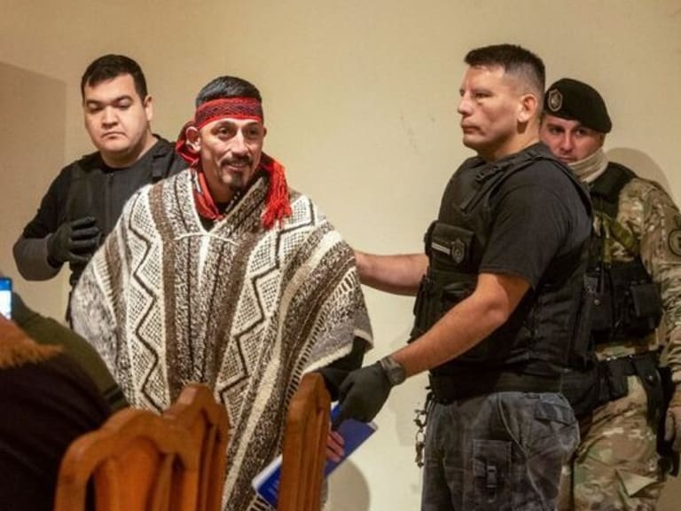 X @Cadena3Com | Facundo Jones Huala