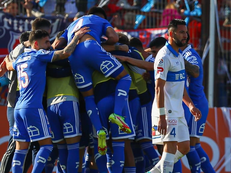 La U hace su mejor partido del año y da el primer golpe en el Clásico Universitario por Copa Chile