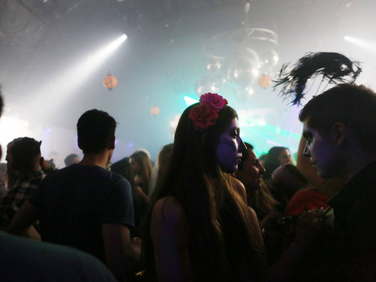 Carabineros detuvo a 29 personas en la comuna de Santiago en medio de fiesta clandestina