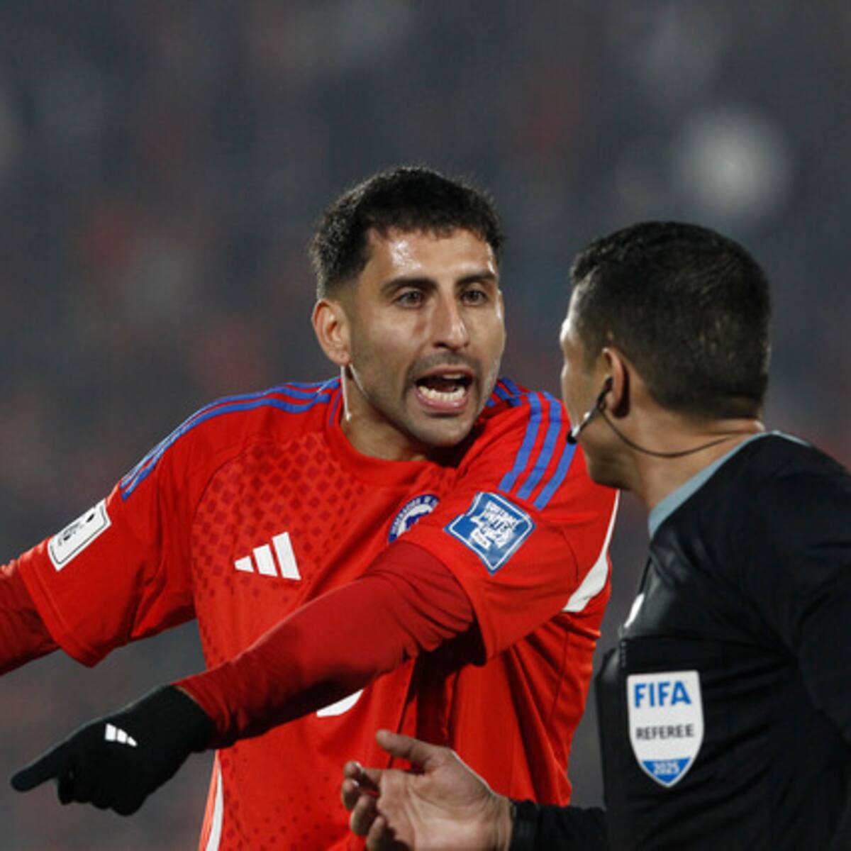 Todo llueve sobre mojado: Chile perdió a dos importantes seleccionados para el duelo ante Bolivia en El Alto