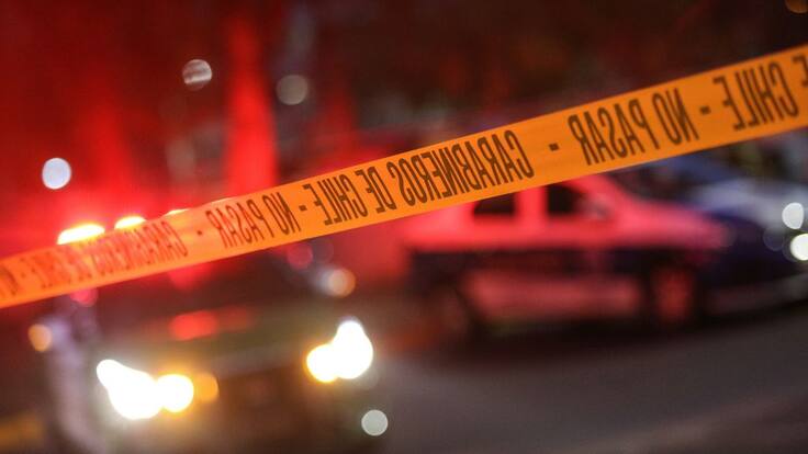 Adulto mayor sufre violenta encerrona en Quinta Normal: fue amenazado con armas de fuego