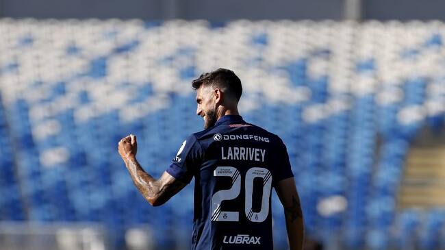 14 de Septiembre del 2020/RancaguaJoaqun Larrivey. celebra su gol durante el partido vlido por la undcima fecha del Campeonato Nacional AFP PlanVital 2020, entre Universidad de Chile vs Cobresal, disputado en el Estadio El Teniente de Rancagua
FOTO:MARIO DAVILA/AGENCIAUNO