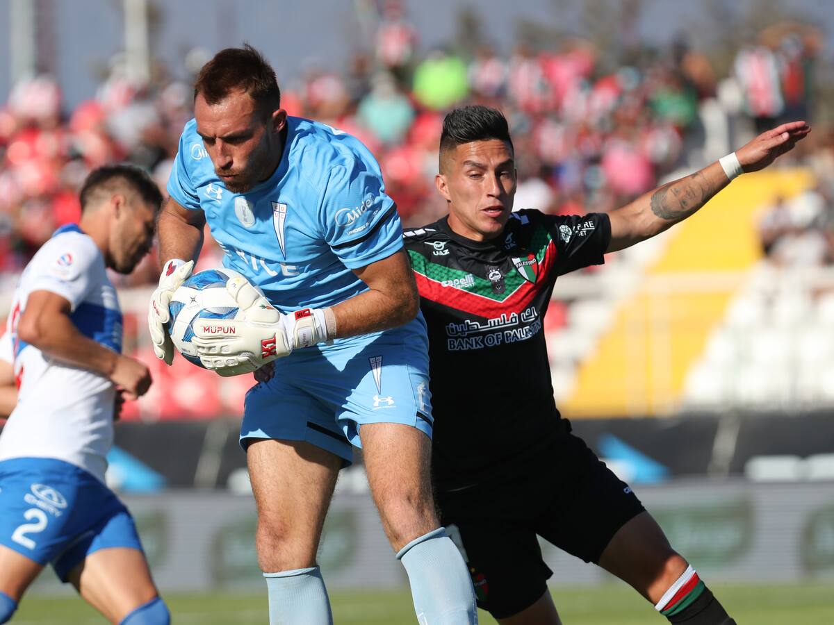La UC oficializa la salida de Sebastián Pérez: arquero fichó por otro club del fútbol chileno para el 2025