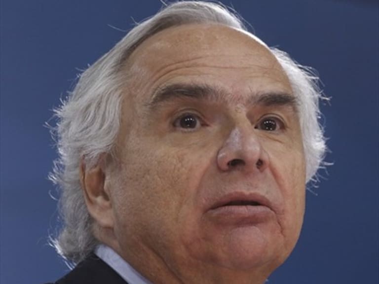 Chadwick adelantó que Piñera dará anuncio de «agenda social» para enfrentar crisis
