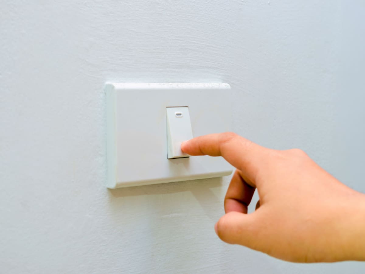 Corte de luz en Santiago este viernes 10 de julio: Enel anuncia interrupciones en 10 comunas de la RM