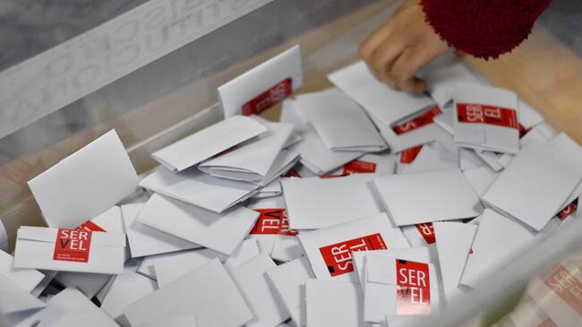 Encuesta Cadem: 50% de los encuestados apoya un plebiscito de entrada
