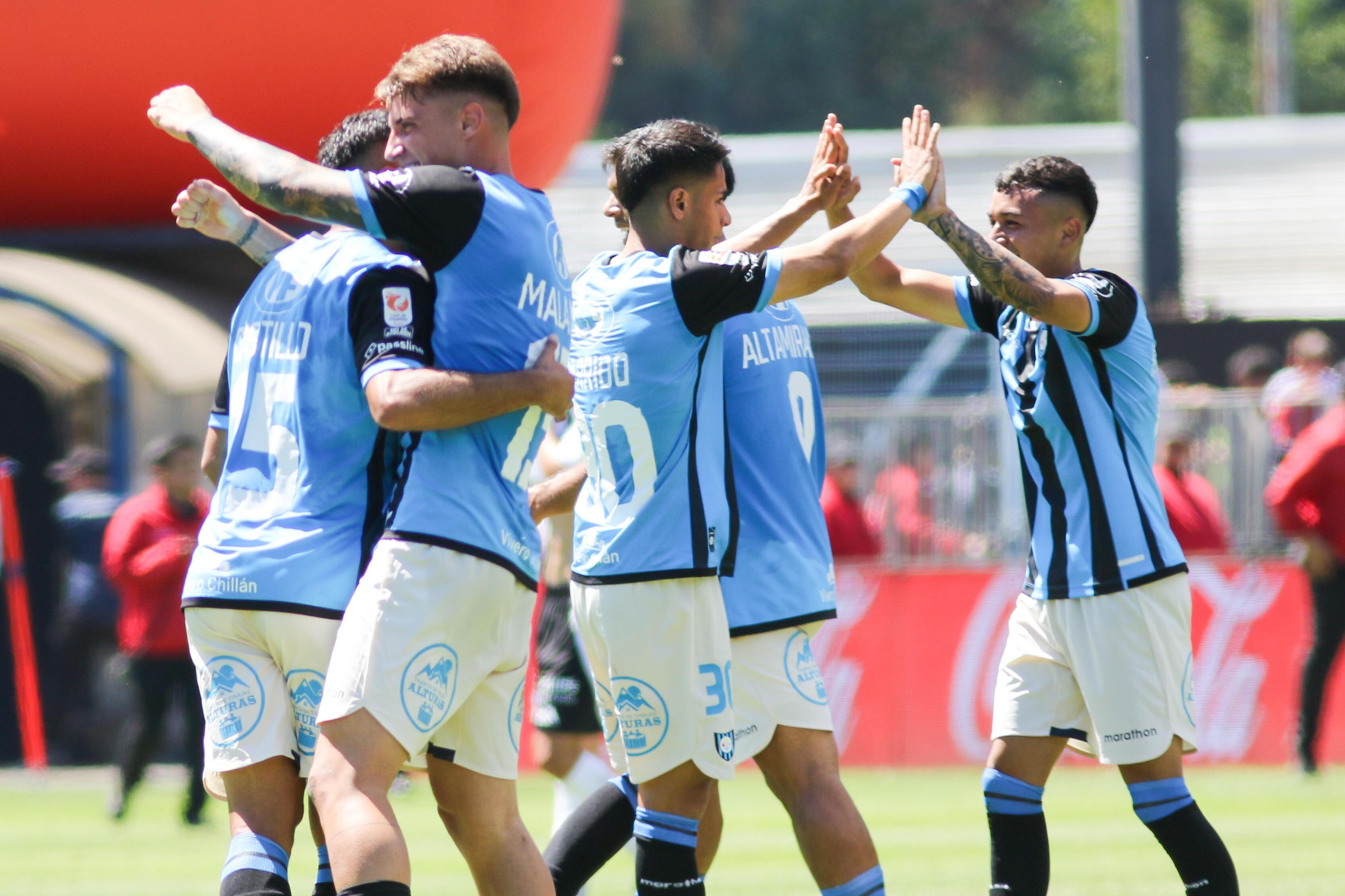 Huachipato encuentra premio en los descuentos, da vuelta el marcador y le propina a Colo Colo su segunda derrota consecutiva | Agencia Uno