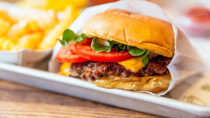 Popular cadena de comida rápida cerrara cientos de locales en 2026: ¿Qué pasará en Chile?