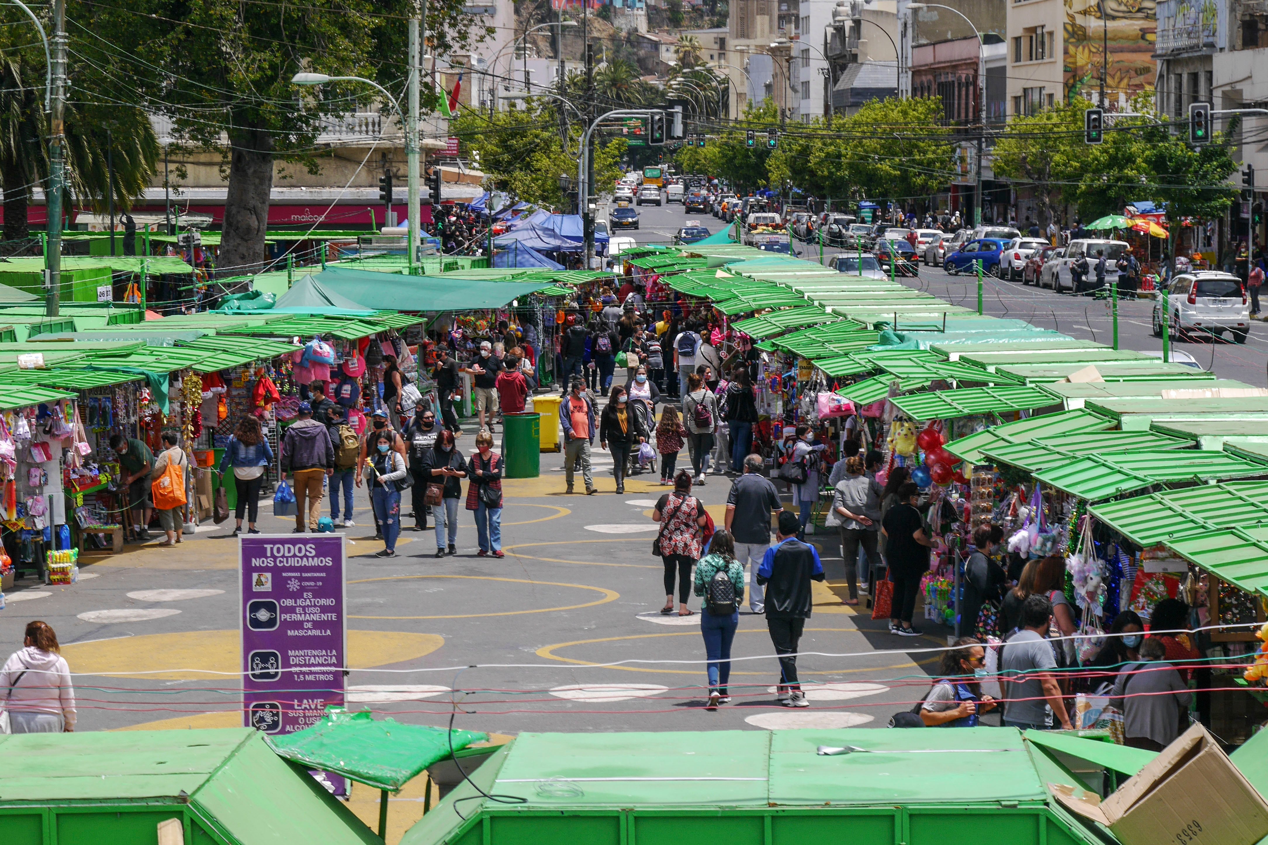 Feria Navideña del Parque Italia en Valparaíso, foto de 2020. Agencia Uno.