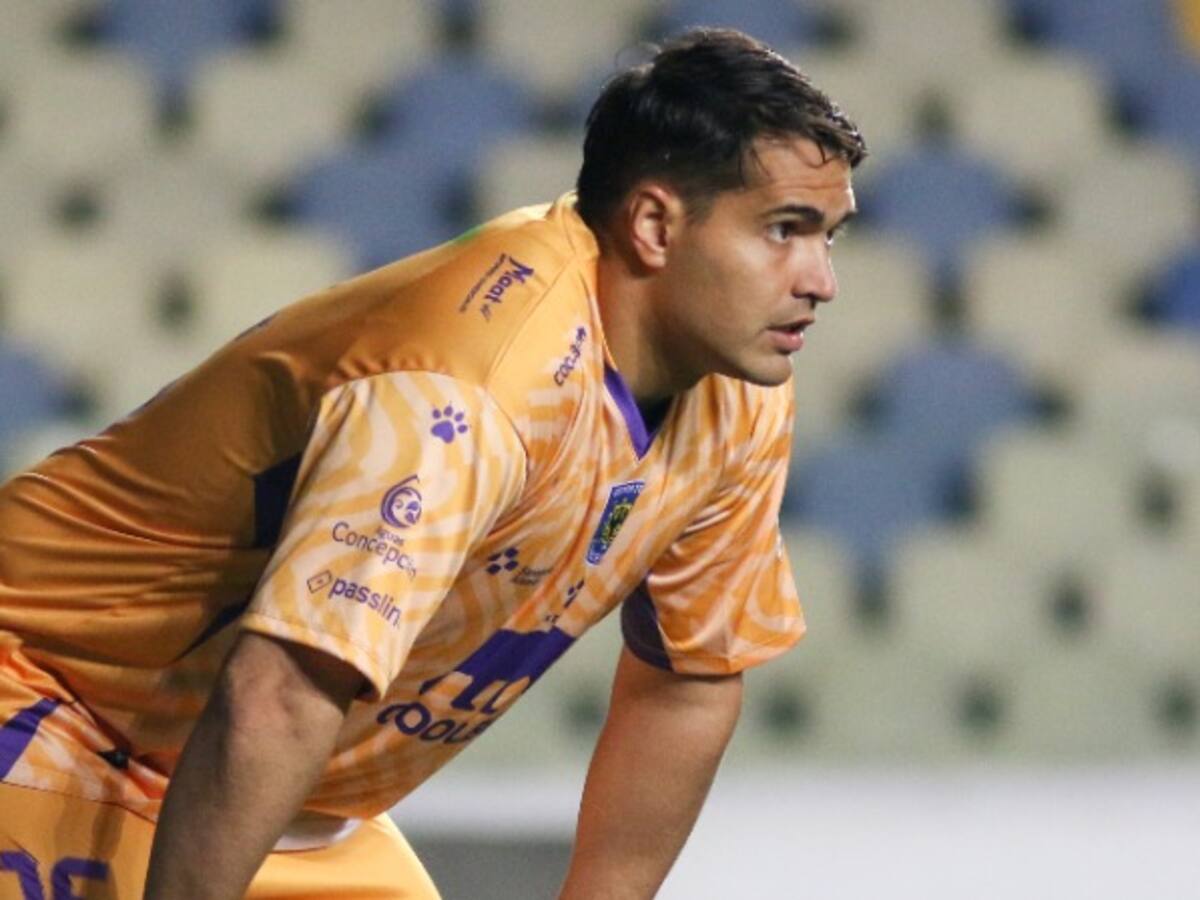 “Venía sin rodaje y tenía pensado no jugar más; pido disculpas a los hinchas por cómo llegué físicamente”