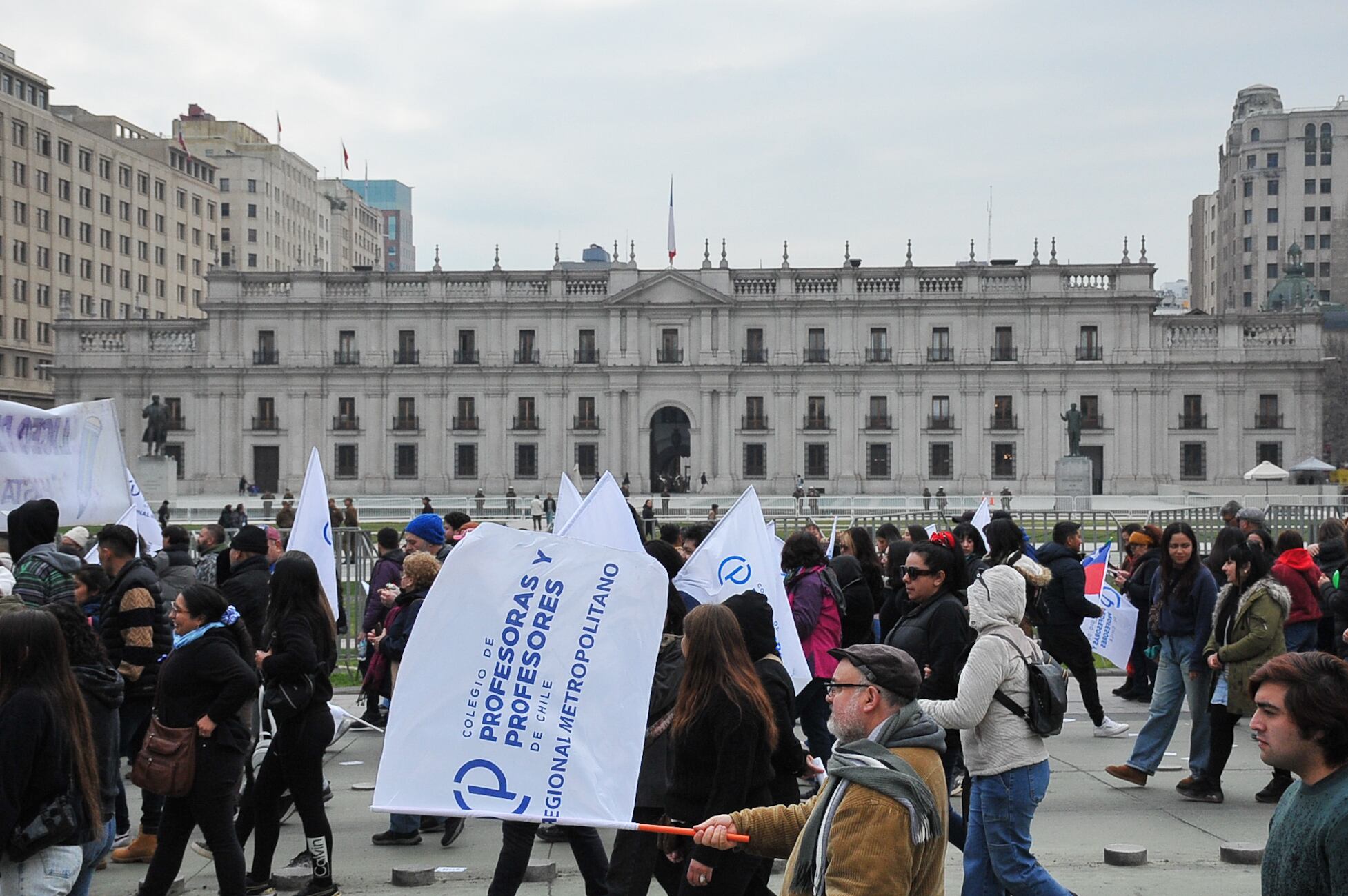Marcha de profesores/as en marco del paro nacional convocado por el gremio del Colegio de Profesoras y Profesores de Chile.