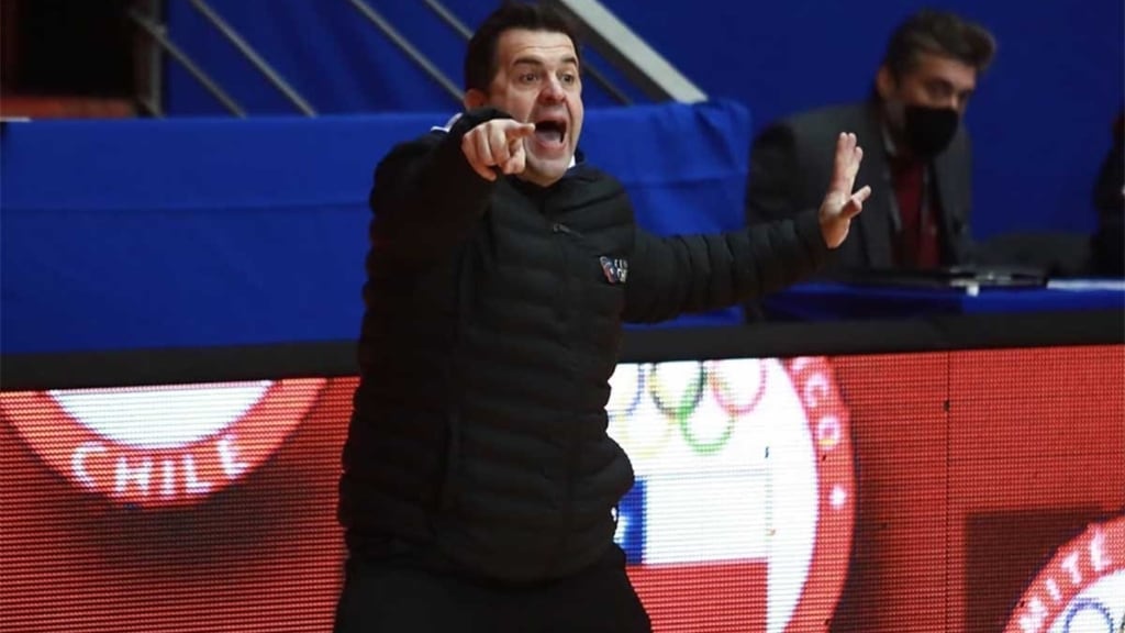 Cristián Santander renuncia a la banca de la selección chilena de básquetbol