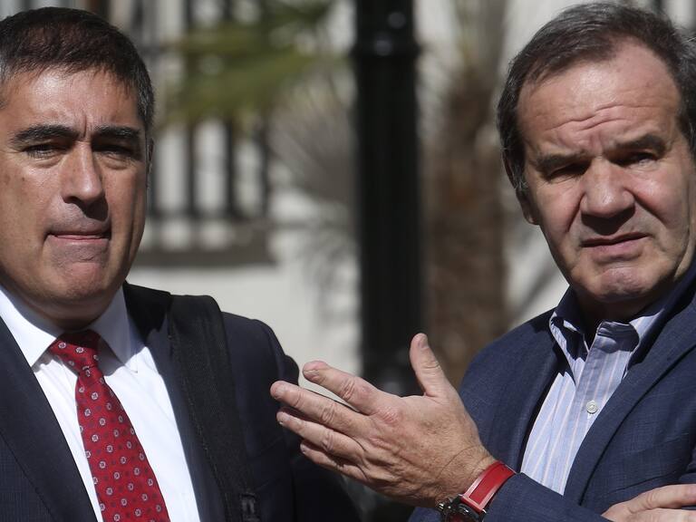 «Yo no me cambio de caballo»: El tenso cruce entre Mario Desbordes y Andrés Allamand