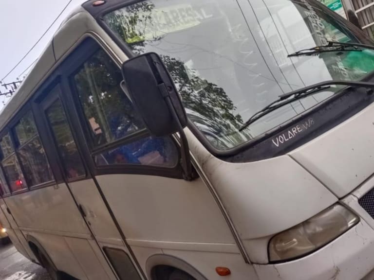 ataque bus escolar cañete