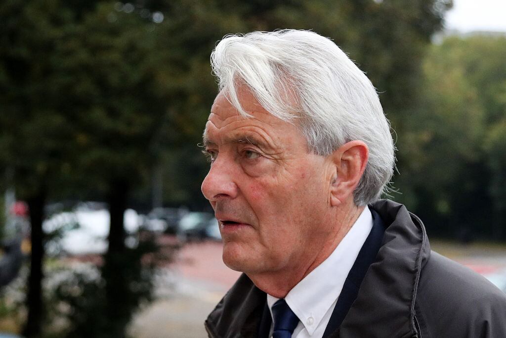 David Henderson llega a los tribunales de Cardiff