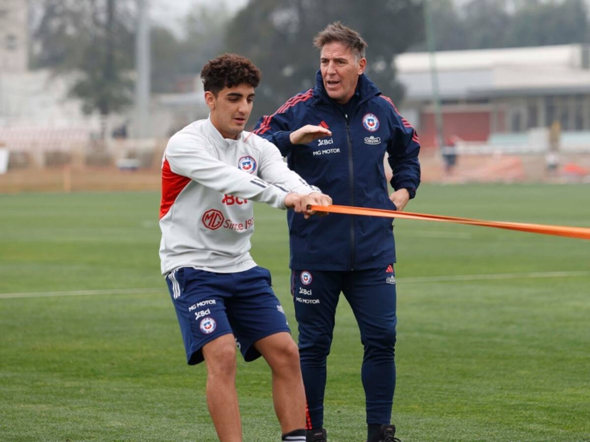 Sin jugadores de Colo Colo y la UC: Berizzo cita 25 futbolistas a nuevo microciclo de La Roja Sub 23