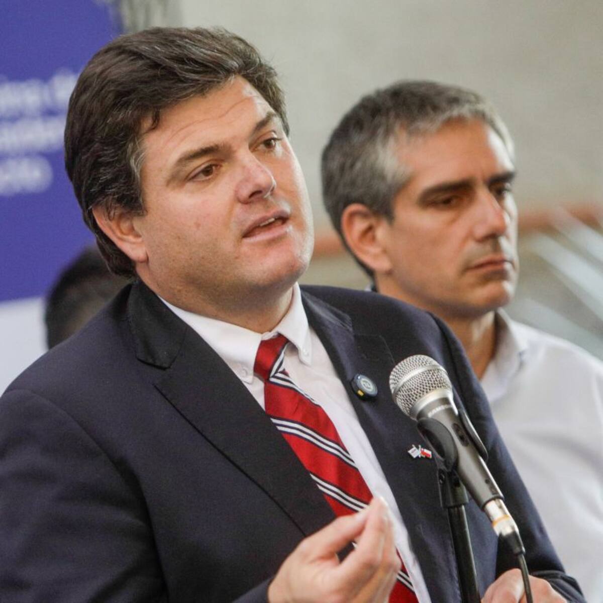 “Que el municipalismo no pague la cuenta”: Alessandri defiende acuerdo por megarreforma y Fondo Común Municipal