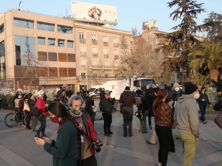 Manifestantes se reunieron en Plaza Italia en apoyo a comuneros mapuche en huelga de hambre