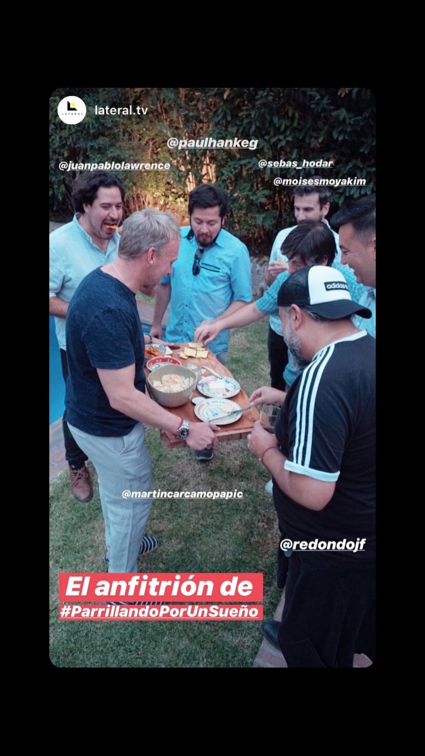 Registro del asado de Martín Cárcamo junto a su equipo. Foto: Instagram @martincarcamopapic
