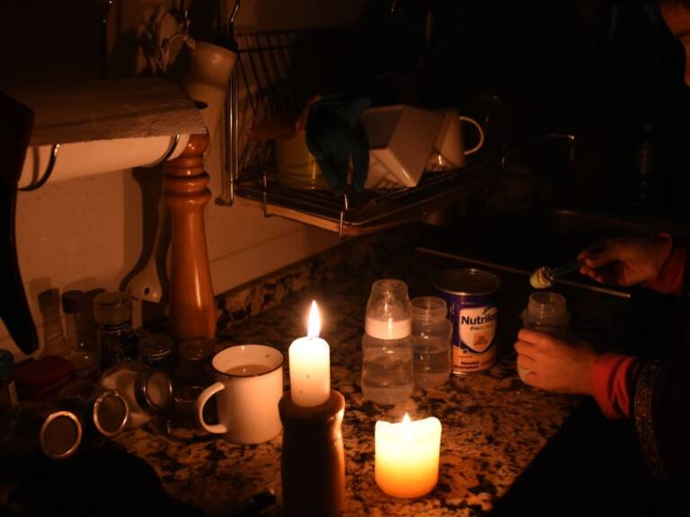 Argentina: subsecretario de Energía afirma que luz ya fue restablecida tras apagón masivo