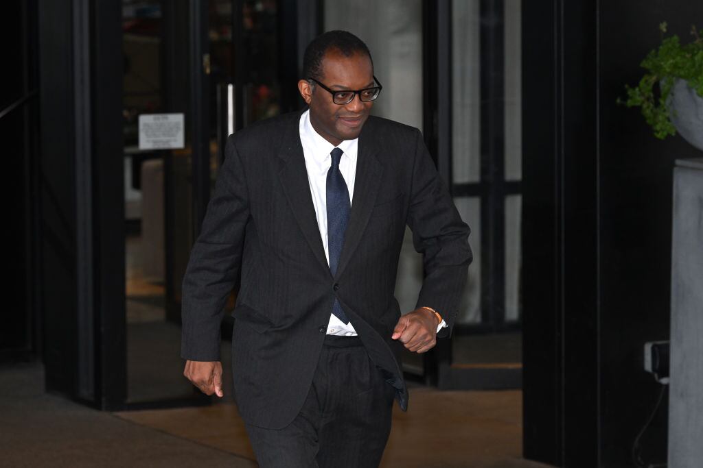 El saliente ministro de finanzas del Reino Unido Kwasi Kwarteng