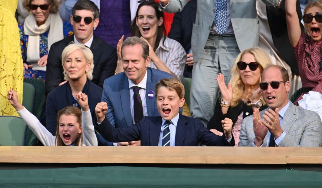 Príncipe William junto a Charlotte y George / Getty Images.
