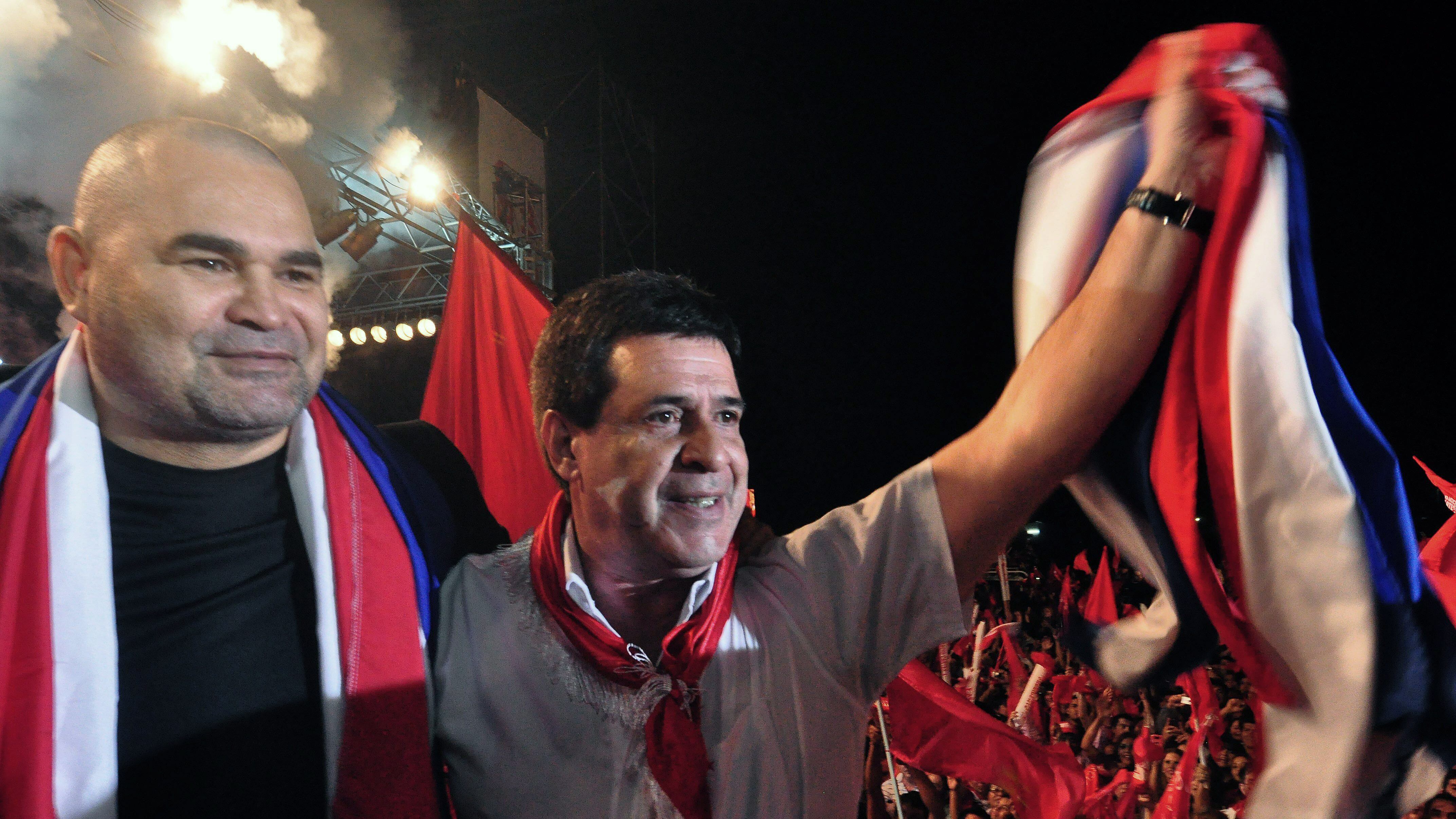 Chilavert anuncia candidatura a la presidencia de Paraguay