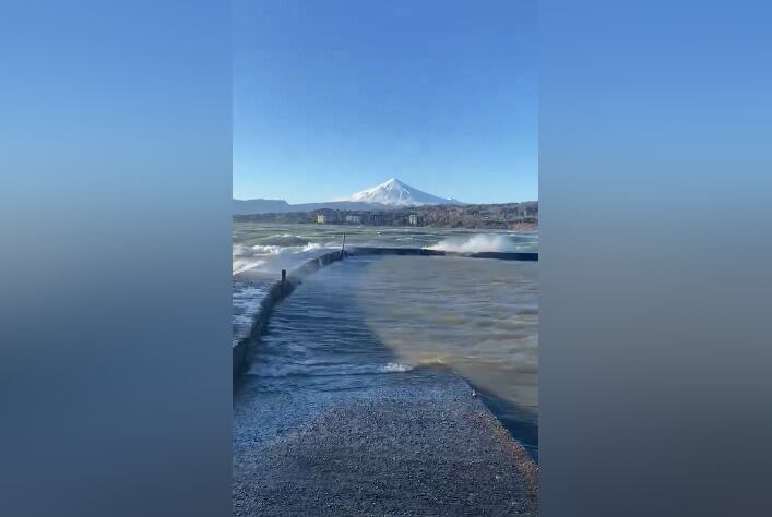 Viento puelche en Lago Villarica