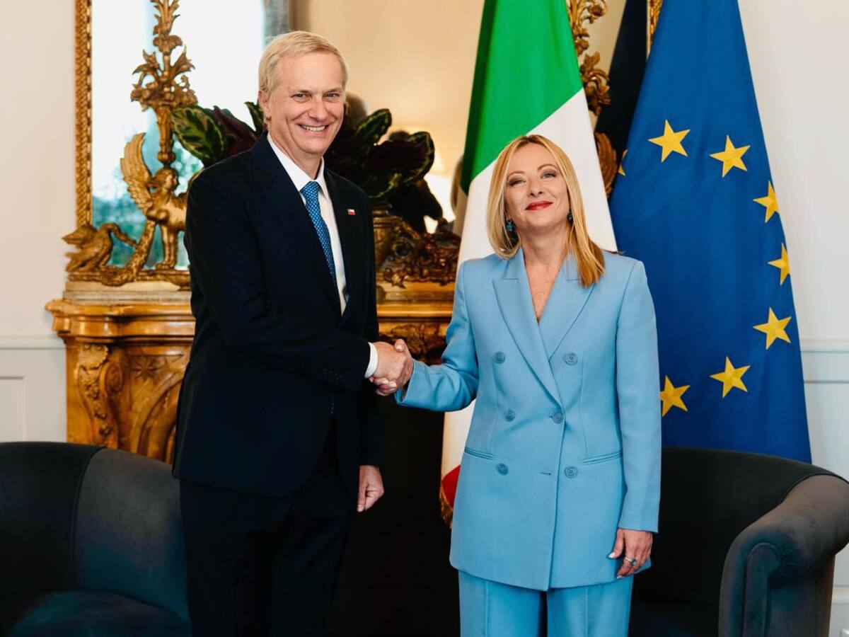 Tras visita a El Salvador: Kast iniciará el lunes gira por Europa, donde contempla reunión con Giorgia Meloni