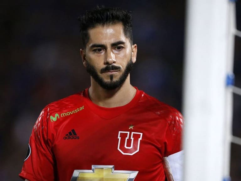 Johnny Herrera anunció su retiro del fútbol profesional: «Cuelgo los guantes»