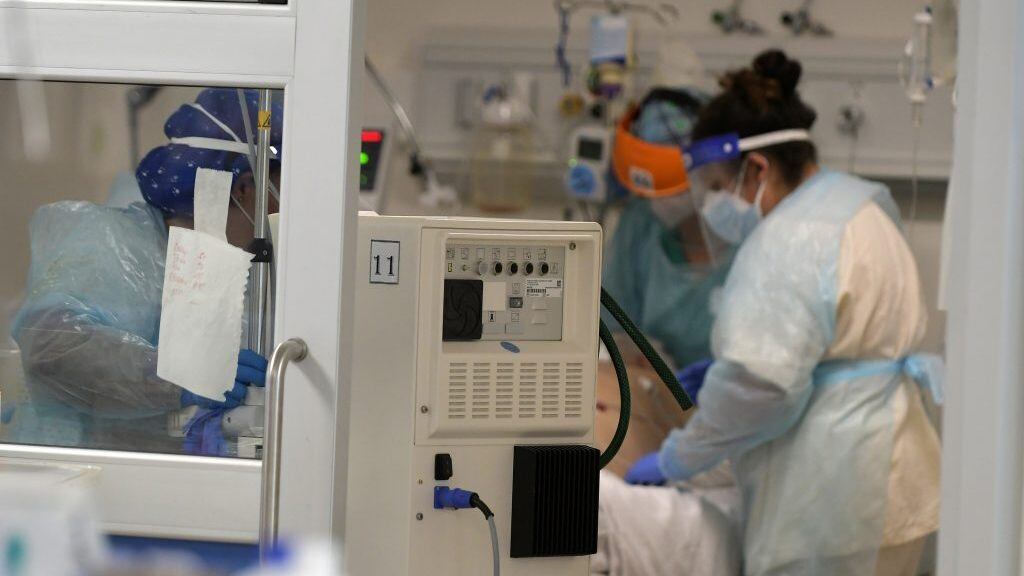 05 de Enero de 2021 / IQUIQUE Un alza en la ocupación de camas UCI con pacientes contagiados por COVID-19 presenta el Hospital Ernesto Torres Galdames de Iquique, que es el único recinto de alta complejidad que existe en la región.
FOTO: CRISTIAN VIVERO BOORNES/AGENCIAUNO