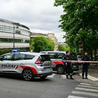 Francia: detienen a hombre que ingresó al consulado de Irán en París con material explosivo