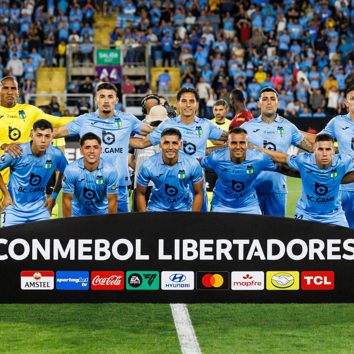 “Tengo la ilusión de representar a Chile; yo amo a este país y sería un orgullo jugar en la selección”