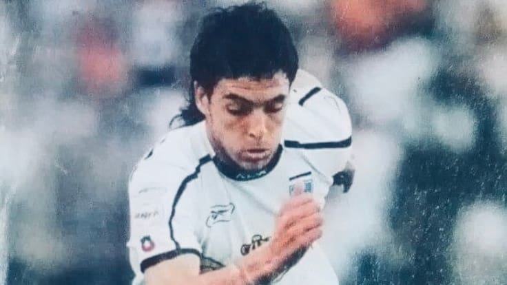Jugó en Colo Colo y estuvo en otros cuatro clubes del fútbol chileno: exfutbolista se entrega ante la justicia por deuda de pensión alimenticia